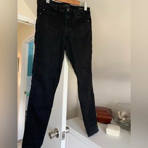Guess black jeans - curve x - size 29❣️